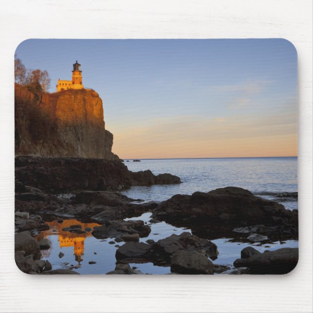 Mousepad Farol de Split Rock ao pôr do sol perto de Two (Frente)