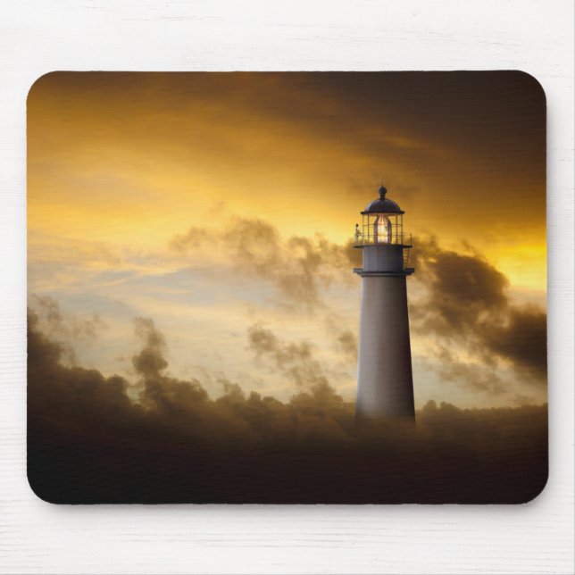 Mousepad Farol que incandesce sob o céu dramático (Frente)