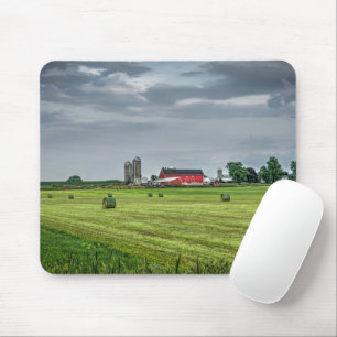Mousepad Fazendas Red Barn & Silo em Primavera