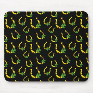 Mousepad Ferradura de Ouro Sortudo com Shamrock em preto