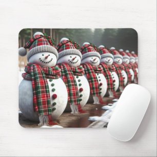 Mousepad Fila de Neve Vestindo Xadrezes de Tartan