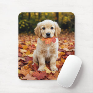 Mousepad Filhote de Retriever Dourado em Folhas de Outono
