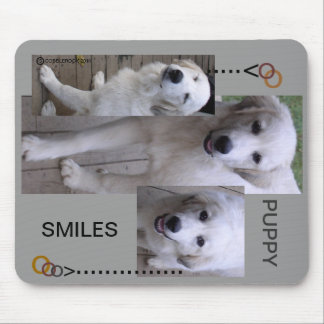 Mousepad Filhotes de cachorro em um tapete do rato