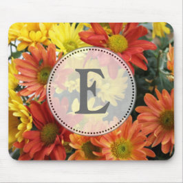 Mousepad Flores de margarida de outono coloridas vermelhas,