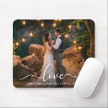 Mousepad Foto De Casamento Com O Blog De Caligrafia Elegant<br><div class="desc">Pad Foto Foto De Casamento De Roteiro Elegante De Caligrafia</div>