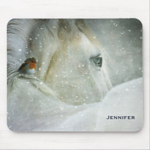 Mousepad Foto de um Cavalo Branco e Pássaro no inverno