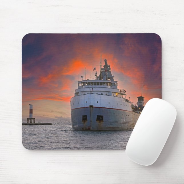 Mousepad Freighter Chegando Ao Porto Holandês (Com mouse)