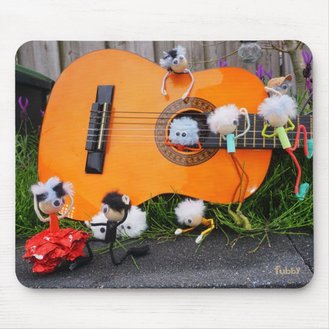 Mousepad Fubby creaties die Paso Doble dansen en muziek mak (Frente)