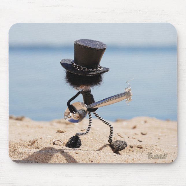 Mousepad Fubby rock gitarist met hoed op het strand. (Frente)