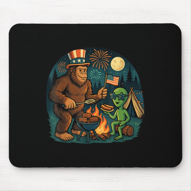 Mousepad Funny Bigfoot Alienígena Campfire 4 De Julho Ameri (Frente)