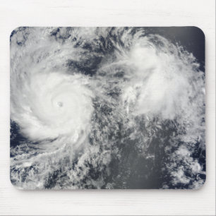 Mousepad Furacão Felicia e tempestade Enrique ao leste do