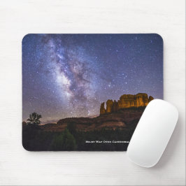Mousepad Galáxia Via Látea sobre rocha catedral, Arizona
