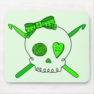 Mousepad Ganchos de Crânio e Crochet (Fundo do Verde limã