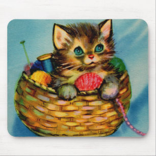 Mousepad gatinho adorável na cesta de tricô