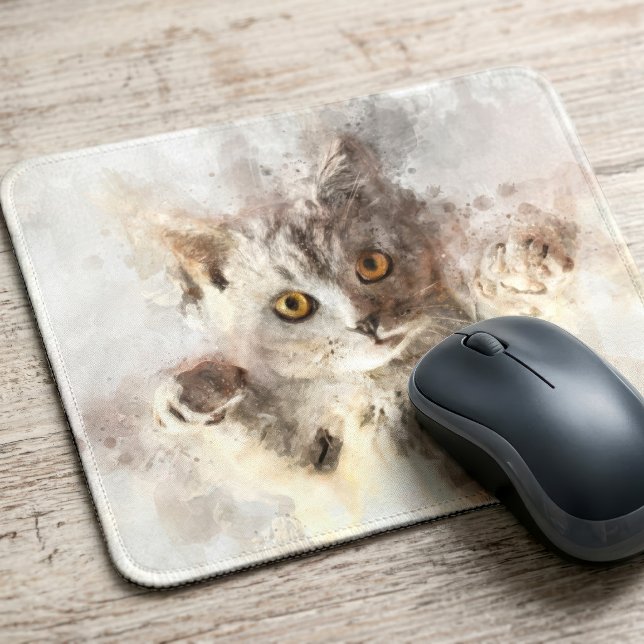 Mousepad Gatinho Divertido em Aquarela com Olhos Amarelos B (Playful Watercolor Kitten with Bright Amber Eyes. Mouse Pad)