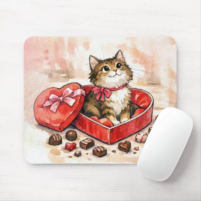 Mousepad Gatinho Listrado Sentado em uma Caixa de Doces (Com mouse)