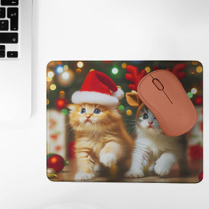 Mousepad Gatinhos bonitos com Papai Noel e chapéus de renas