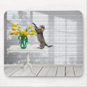 Mousepad Gato com Pão de Mouse de Tulipas Amarelas