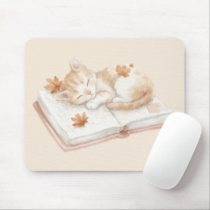 Mousepad Gato Dormindo sobre um Livro