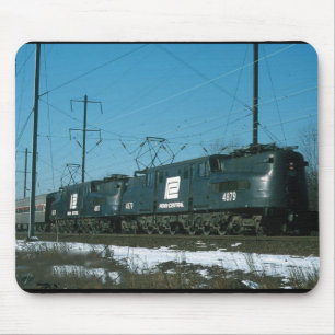 Mousepad GG-1s no trabalho