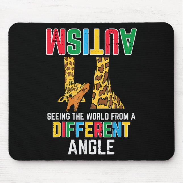 Mousepad Girafa Autismo Vendo Ângulo Diferente do Mundo (Frente)