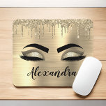 Mousepad Glitter Sparkle Eyelashes Dourado Nome do Monogram<br><div class="desc">Folhas Douradas, Folhas Metálicas, Brilho, Metálicas Brutas, Nome Monograma e Eyelashes Iniciais (Lashes), Extensões Eyelash e Bloco de Olhos. O design faz o doce e perfeito aniversário de 16 anos, casamento, chá de panela, aniversário, chá de fraldas ou presente de festa de solteira para alguém procurando por um estilo legal...</div>