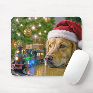 Mousepad Golden Retriever Assistindo a um Trem de Brinquedo