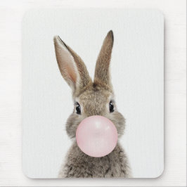 Mousepad Goma de bolhas rosa soprada no coelho