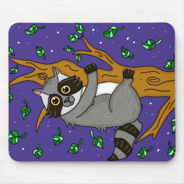 Mousepad Guaxinim Whimsical Hanging from Tree (Frente)