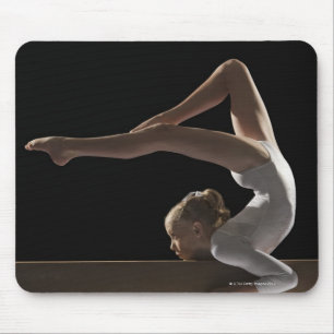 Mousepad Gymnast no feixe de equilíbrio