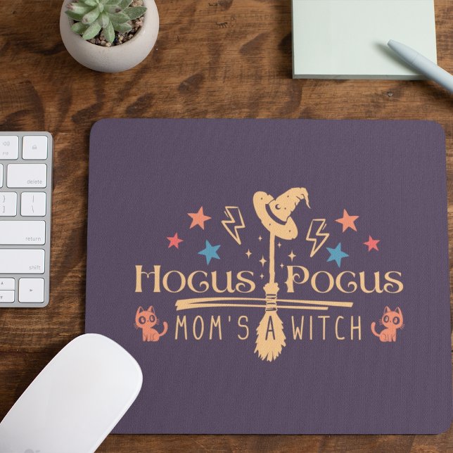 Mousepad Hocus Pocus Mãe a Bruxa (Hocus Pocus, Mom's a Witch Mousepad Cover from The Beekeeper Store)