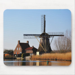 Mousepad Hollandse Molen aan de waterkant.