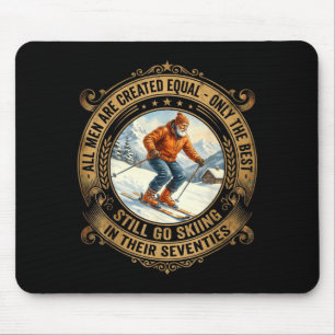 Mousepad Homem de 70 anos vai esquiando esquiador vintage