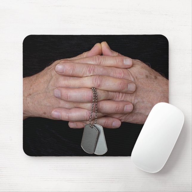 Mousepad Homem Rezando Com Dog tags (Com mouse)