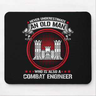 Mousepad Homens subestimam homem velho é um engenheiro de c