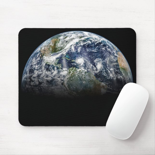 Mousepad Imagem Mosaica Do Planeta Terra Com 3 Furacões (Com mouse)