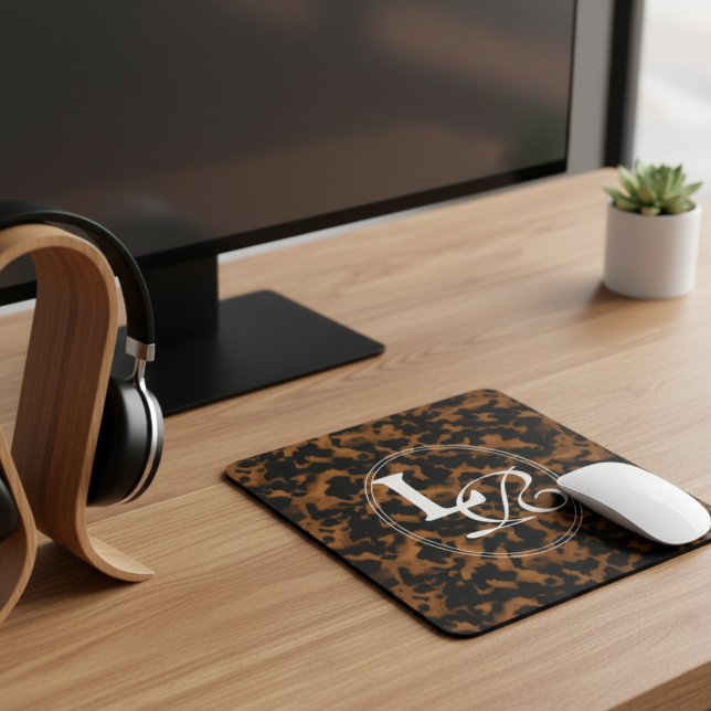 Mousepad Impressão de Casco de Tartaruga com Monograma Mode (Add a touch of chic charm to your desk with this Elegant Typography Monogram Tortoise Shell Design!)