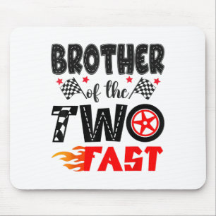 Mousepad Irmão Do Dois Rapazes Da Corrida De segundo aniver