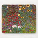 Mousepad Jardim de Fazenda Gustav Klimt com mouse girassol<br><div class="desc">Jardim de Fazendas Gustav Klimt com mouse Sunflower. Pintura a óleo na canvas entre 1905 e 1906. Embora o Klimt seja mais reconhecido por seu período de ouro que produziu obras clássicas como The Kiss and Portrait of Adele Bloch Bauer, a artista também produziu algumas pinturas paisagísticas tremendamente encantadoras. Fazenda...</div>