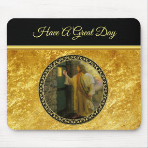 Mousepad Jesus em sua porta na folha e no preto de ouro