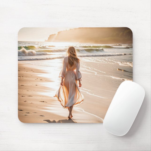 Mousepad Jovens caminhando na praia (Com mouse)