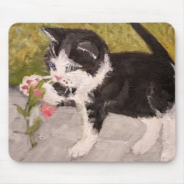 Mousepad Kitty Brincando com Flor Rosa (Frente)