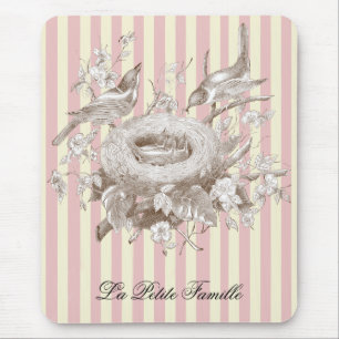 Mousepad La Petite Famille em fundo rosa e creme