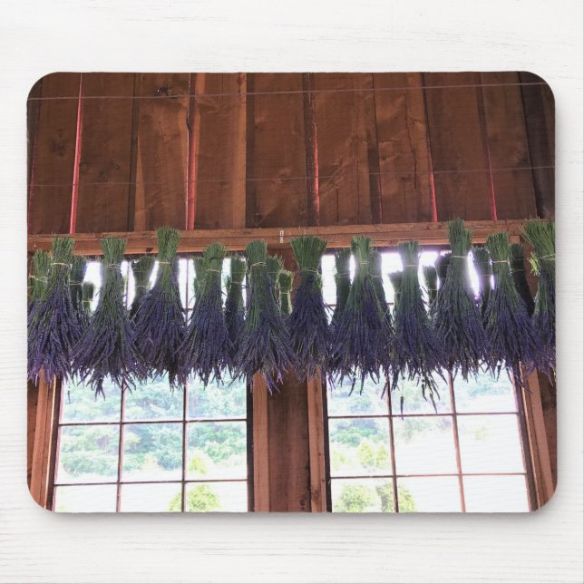 Mousepad Lavanda pendurada em um celeiro (Frente)