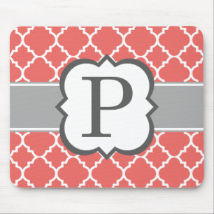 Mousepad Letra Coral Branco Monograma P Quatrefoil