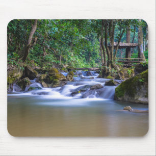 Mousepad Linda Corrente na Floresta