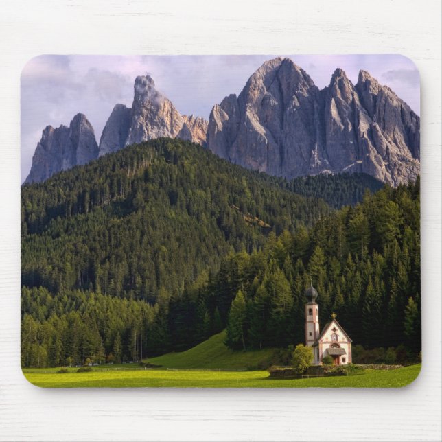 Mousepad Linda igreja isolada de solitários chamada Rainui  (Frente)