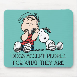 Mousepad Linus confortado com o ouvido de Snoopy