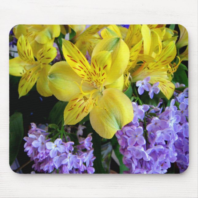 Mousepad Lírios Amarelos e Flores Lilases Roxos (Frente)