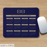 Mousepad Logotipo comercial do calendário 2025<br><div class="desc">Crie o seu próprio Manual de Mouse de Calendário 2025 personalizado com o Logotipo de Negócio Personalizado. Este elegante e funcional mouse pad oferece um promocional ou um presente corporativo para clientes, fornecedores ou funcionários. As encomendas em massa estão disponíveis sem um mínimo. Estão disponíveis descontos em massa; ver detalhes...</div>
